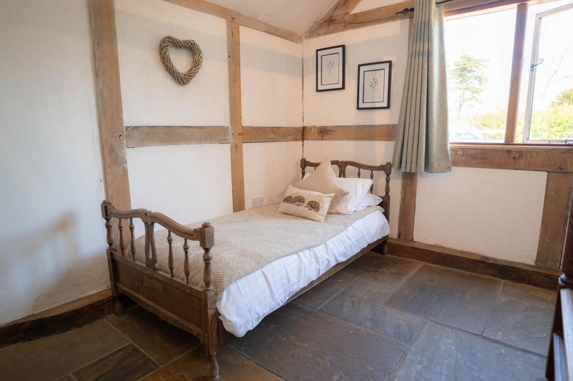 Barnacre Green Cottage - Eco-Friendly Cosy Cottage Moreton  Esterno foto